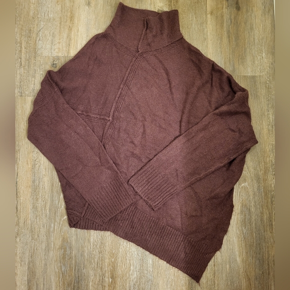 Buffalo David Bitton Elin Asymmetrical Sweater Medium Color Prune - Picture 2 of 7